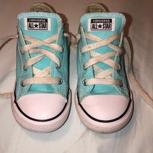 Aqua Converse